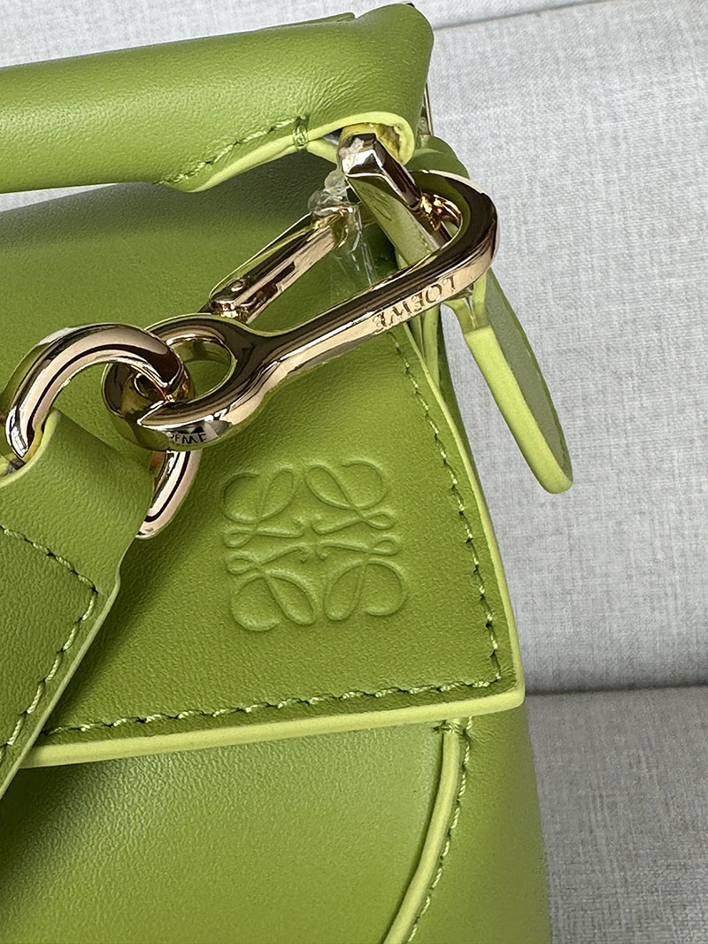 レディース ロエベ バッグ 人気 LOEWE パズルバッグ スモール A510P60X41-6905 グリーンビーン ゴールド金具 - 画像 (2)