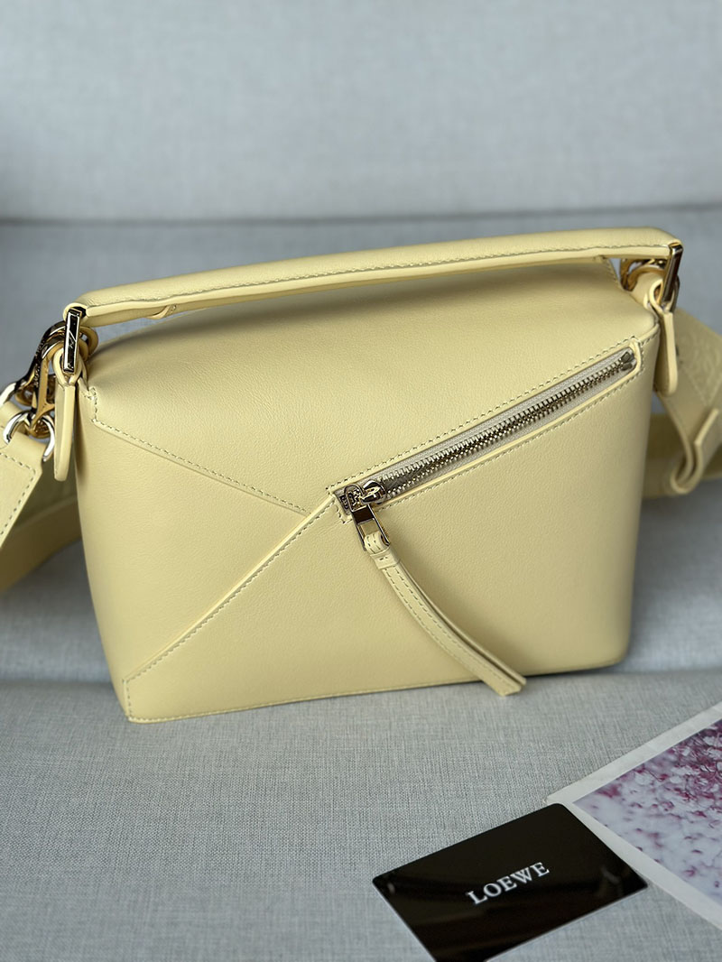 レディース ロエベ バッグ 人気 LOEWE パズルバッグ スモール A510P60X41-8762 ペール イエロー グレーズ ゴールド金具 - 画像 (6)