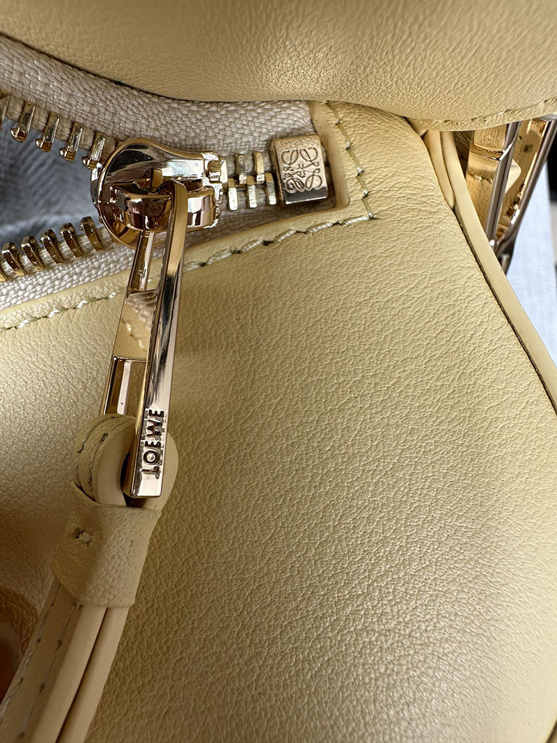 レディース ロエベ バッグ 人気 LOEWE パズルバッグ スモール A510P60X41-8762 ペール イエロー グレーズ ゴールド金具 - 画像 (2)