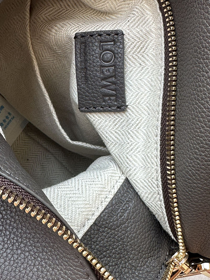 ロエベ パズルバッグ 人気色 LOEWE パズルバッグ スモール A510P60X30-1220 ダークグレー ソフトグレインカーフ ゴールド金具 - 画像 (2)