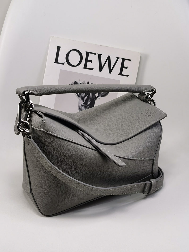 ロエベ パズルバッグ 人気色 LOEWE パズルバッグ スモール A510P60X77-1220 ダークグレー ソフトグレインカーフ シルバー金具 - 画像 (9)