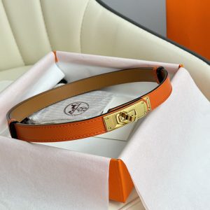 エルメスベルト値段