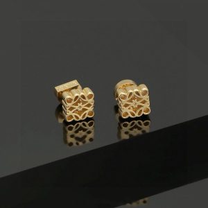 ロエベ ピアス 店舗
