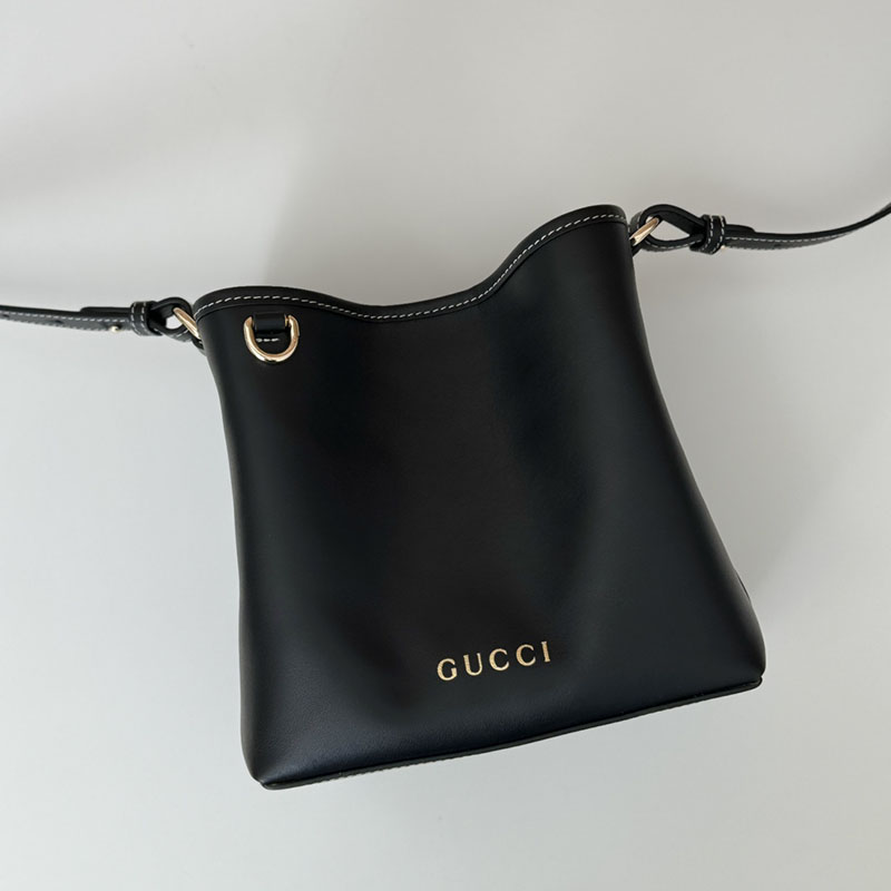 グッチ バッグ 未使用品 GUCCI GGエンブレム ミニ バケットバッグ 815118 AAEC2 1000 ブラック ミニショルダーバッグ 芸能人 - 画像 (6)