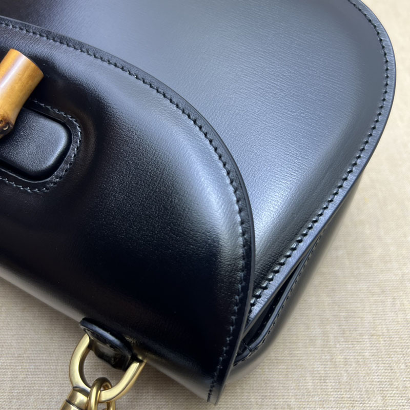グッチ バッグ 未使用品 GUCCI バンブー 1947 スモール トップハンドルバッグ 675797 AADHF 1060 ブラック ハイ ブランド 一覧 - 画像 (5)