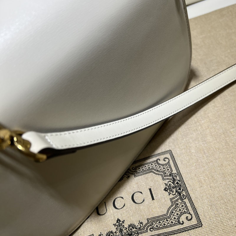 グッチ バッグ 未使用品 GUCCI バンブー 1947 スモール トップハンドルバッグ 675797 10ODT 8454 ホワイト ハイ ブランド 一覧 - 画像 (3)