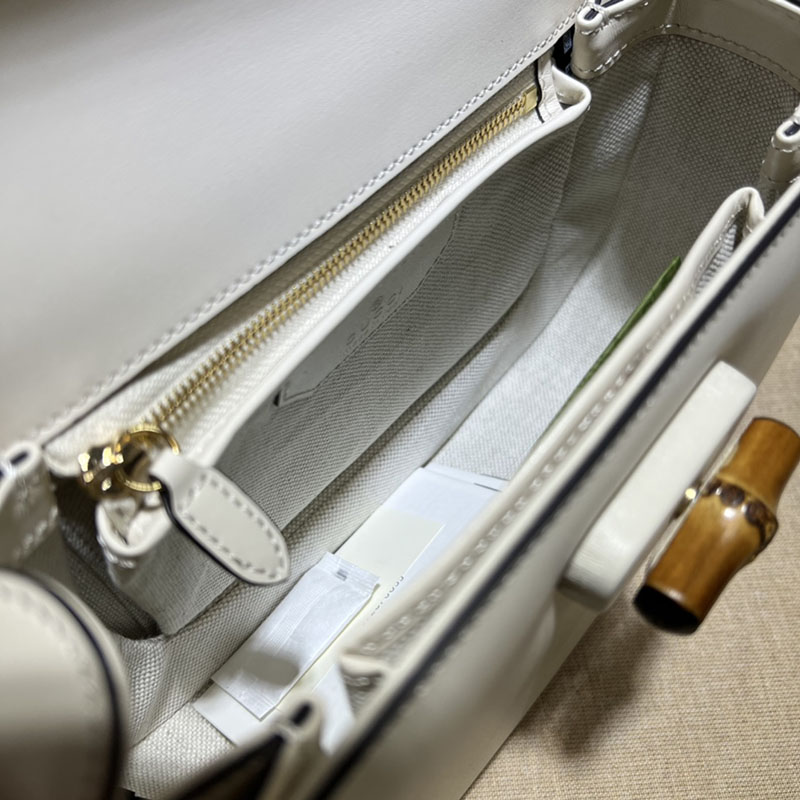 グッチ バッグ 未使用品 GUCCI バンブー 1947 スモール トップハンドルバッグ 675797 10ODT 8454 ホワイト ハイ ブランド 一覧 - 画像 (2)