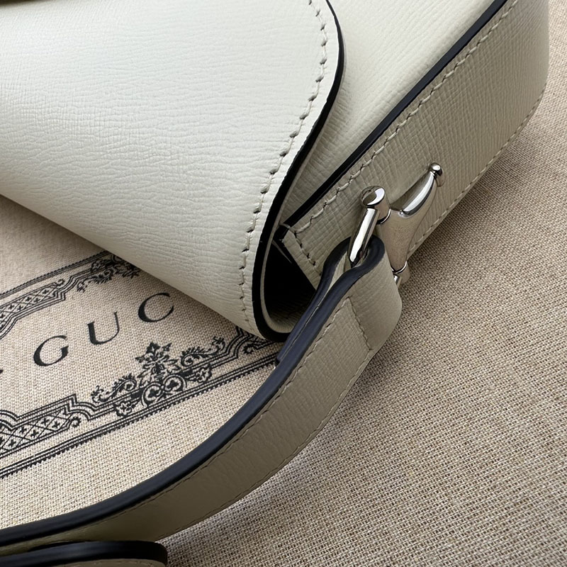 グッチ バッグ 未使用品 GUCCI ホースビット 1955 スモール ショルダーバッグ 764155 1DB0N 9014 ホワイト ハイブランド レディース - 画像 (5)