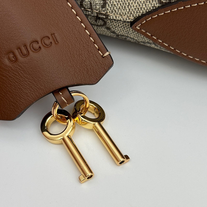 グッチ バッグ 未使用品 GUCCI パドロック GG ミディアム ショルダーバッグ 795113 KHNKG 8534 ベージュ&ブラウン ハイブランドバッグ 人気ランキング - 画像 (5)