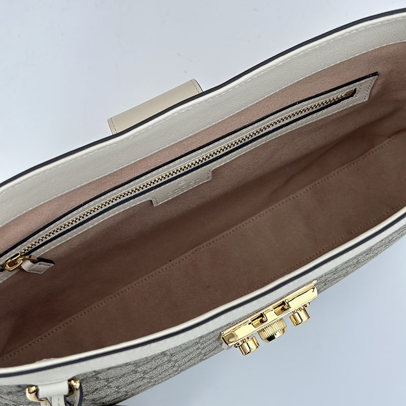 グッチ バッグ 未使用品 GUCCI パドロック GG ミディアム ショルダーバッグ 795113 KHNKG 9641 ベージュ/ホワイト ハイブランドバッグ 人気ランキング - 画像 (2)
