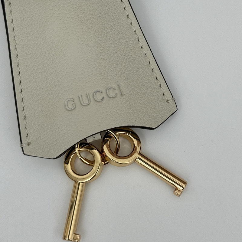 グッチ バッグ 未使用品 GUCCI パドロック スモール ショルダーバッグ 811705 KHNKG 9641 ベージュ&ホワイト レディース ハイブランド バッグ - 画像 (4)