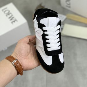 ロエベ セール アウトレット