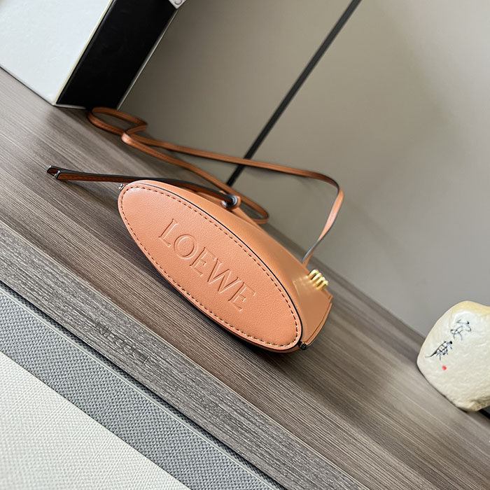 ロエベ バッグ 新作 2024 LOEWE ダイス ポケット C630R12X01-4783 ブラウニー クラシックカーフ ゴールド金具 - 画像 (8)