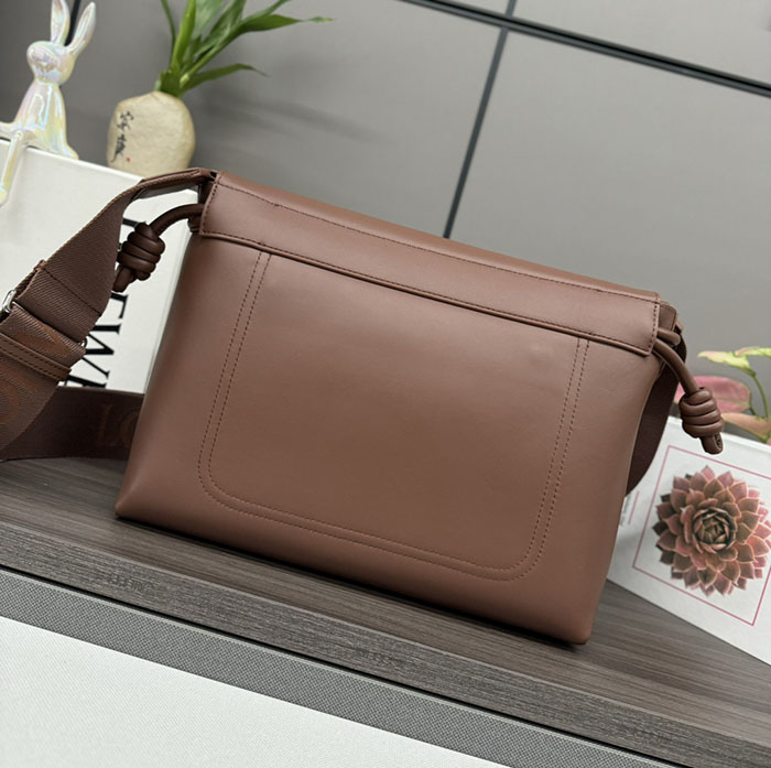 ロエベ バッグ 新作 2024 LOEWE フラメンコ サッチェル B411FSAX04-4783 ブラウニー シャイニーサプルカーフ シルバー金具 - 画像 (8)