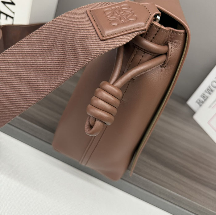 ロエベ バッグ 新作 2024 LOEWE フラメンコ サッチェル B411FSAX04-4783 ブラウニー シャイニーサプルカーフ シルバー金具 - 画像 (5)