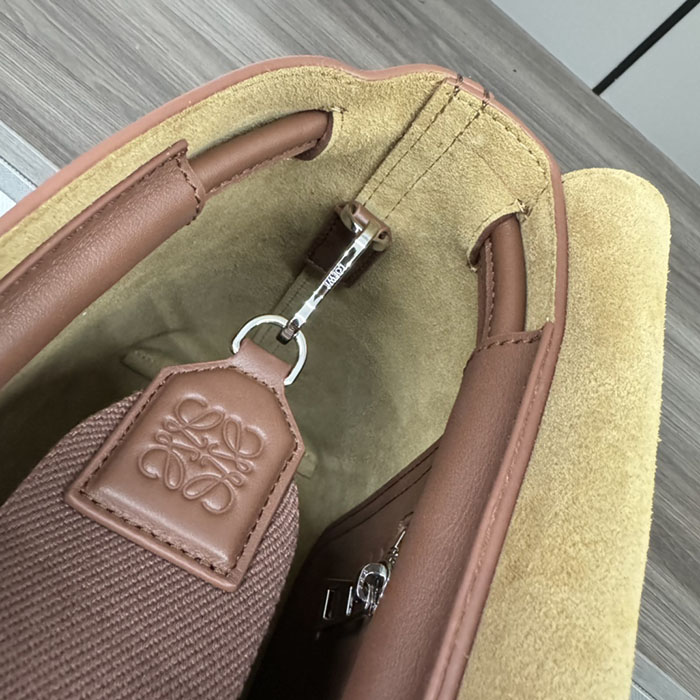 ロエベ バッグ 新作 2024 LOEWE フラメンコ サッチェル B411FSAX04-4783 ブラウニー シャイニーサプルカーフ シルバー金具 - 画像 (4)