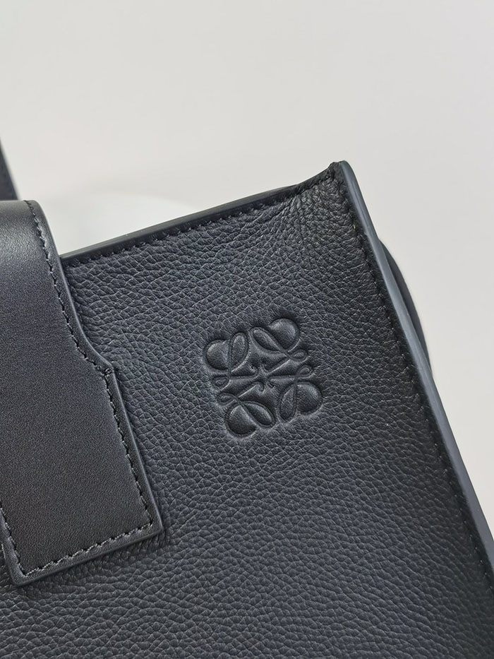ロエベ トートバッグ 人気 LOEWE バックル ジッパー トートバッグ B692K99X02-5544 ディープネイビー ソフトグレインカーフ シルバー金具 - 画像 (8)