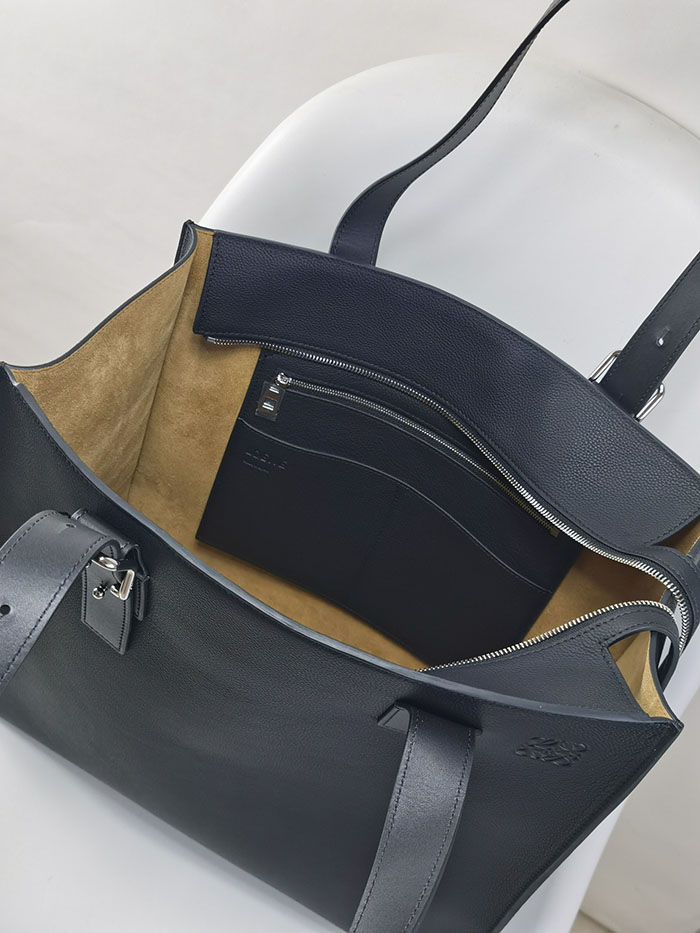 ロエベ トートバッグ 人気 LOEWE バックル ジッパー トートバッグ B692K99X02-5544 ディープネイビー ソフトグレインカーフ シルバー金具 - 画像 (4)
