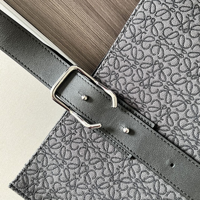 ロエベ 通勤バッグ レディース LOEWE バックル-ホリゾンタル-トート B692K99X02-1100 ブラック クラシックカーフ シルバー金具 - 画像 (6)