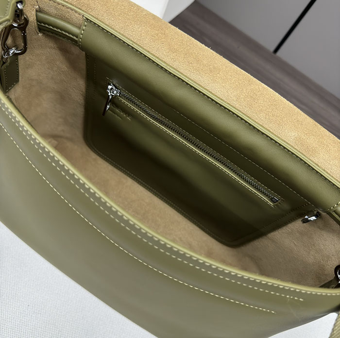 ロエベ メッセンジャーバッグ メンズ LOEWE フラメンコ-サッチェル B411FSAX04-8795 オリーブ シャイニーサプルカーフ シルバー金具 - 画像 (3)