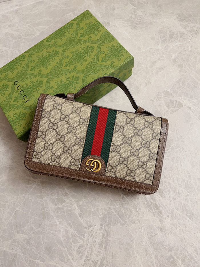 gucci スーツケース 羽生結弦