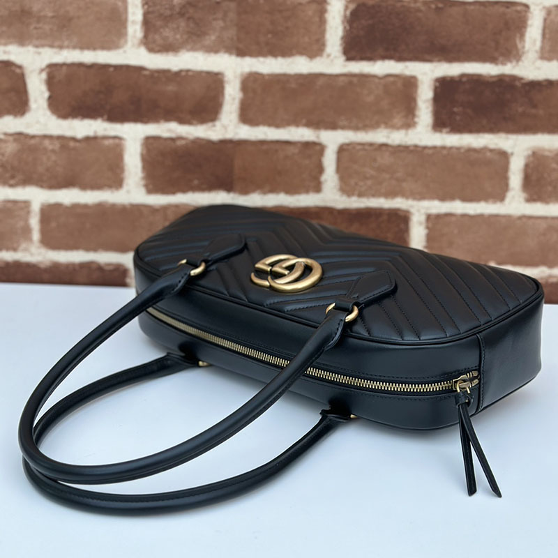 グッチ バッグ 未使用品 GUCCI GGマーモント ミディアム トップハンドルバッグ 795218 AABZB 1000 ブラック 2泊旅行 バッグ レディース 軽い おしゃれ - 画像 (4)