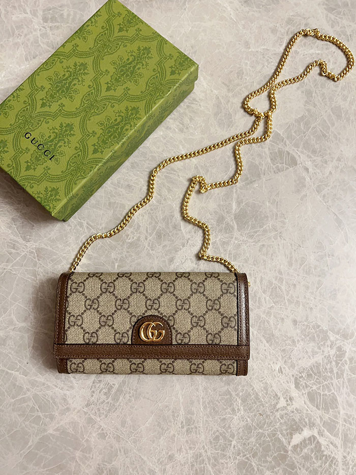 グッチ チェーンウォレット 口コミ