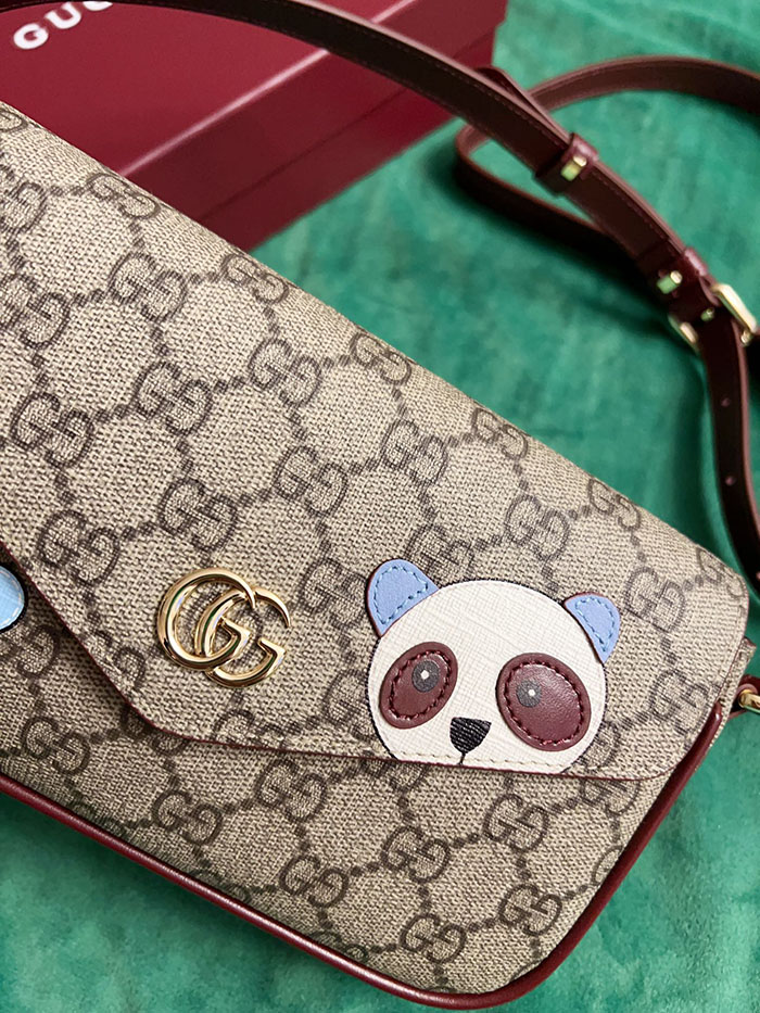 グッチ キャット ディテール付き GG ミニショルダーバッグ 818764 FAEEP 8575 ベージュ&マルチカラー ゴールド金具 ショルダーバッグ 小さめ おしゃれ - 画像 (9)