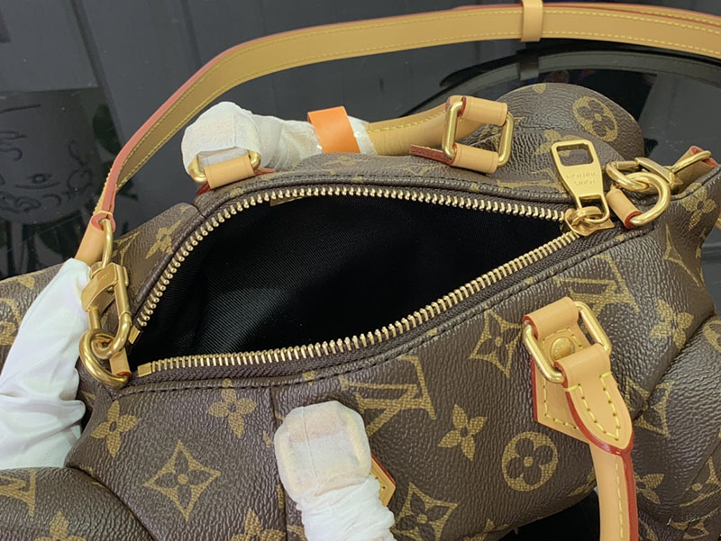 ルイヴィトン プーチ・バッグ ブラウン M12617 モノグラム ゴールド金具 Vuitton ルイヴィトン 小物入れ メンズ - 画像 (3)