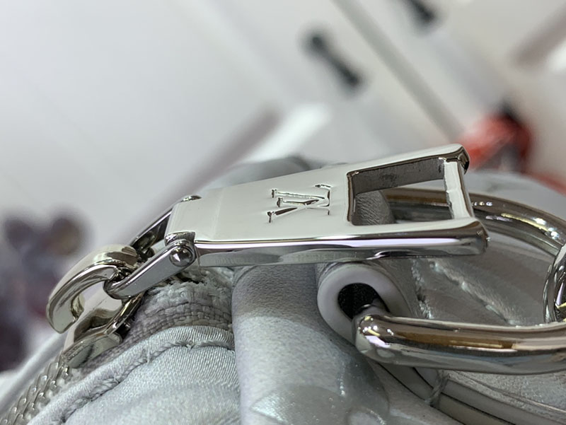 ルイヴィトン スピーディ・バンドリエール 25 フロスト M11848 モノグラム シルバー金具 キーポル バンド リエール 25 口コミ - 画像 (7)