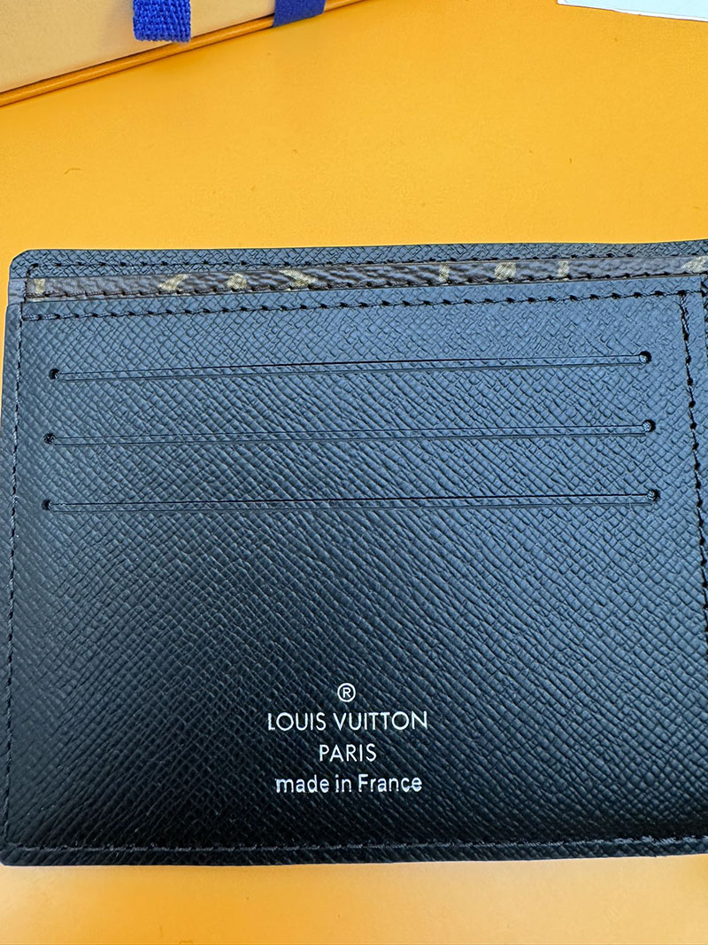 並行輸入品 ルイヴィトン ポルトフォイユ・ミュルティプル M69408 RFID モノグラム ブラウン/ブラック 財布 メンズ 二つ折り 小銭入れあり - 画像 (3)
