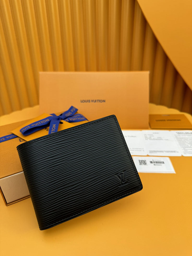 並行輸入品 ルイヴィトン ポルトフォイユ・ミュルティプル M60662 RFID タイガ・レザー ブラック 財布 メンズ 二つ折り 小銭入れあり - 画像 (9)