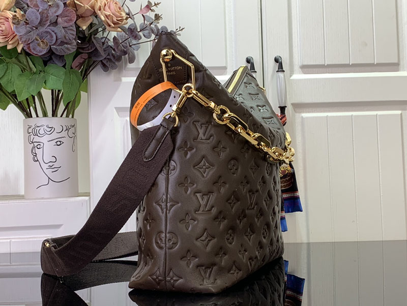 ルイヴィトン Coussin Hobo MM ショコラ M12072 モノグラム ゴールド金具 ルイヴィトン ロウキーホーボー 口コミ - 画像 (9)