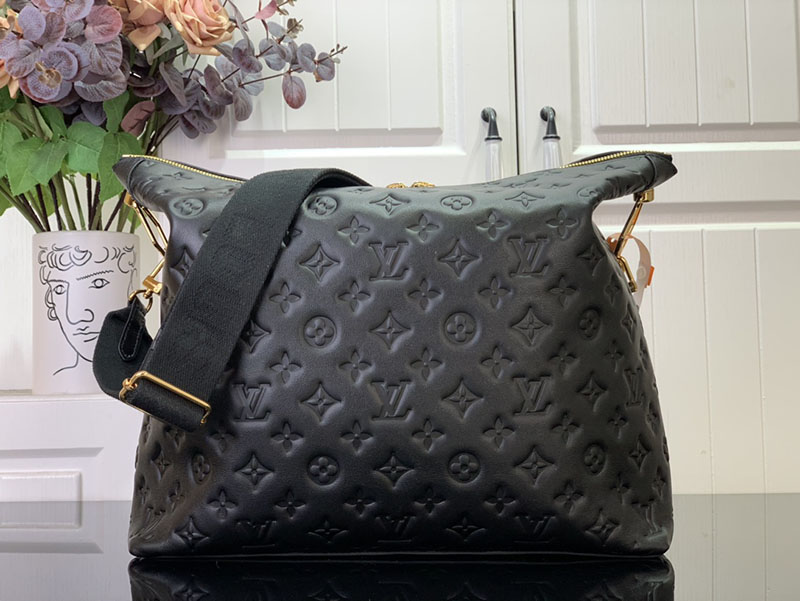 ルイヴィトン Coussin Hobo MM ブラック M12068 モノグラム ゴールド金具 ルイヴィトン ロウキーホーボー 口コミ - 画像 (8)
