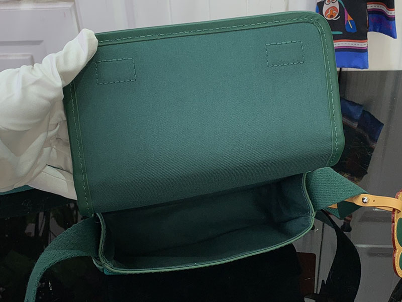 ルイヴィトン ボスフォール・ウェアラブル ウォレット グリーン M12637 モノグラム シルバー金具 ルイヴィトン 普段使い バッグ(メンズ) - 画像 (3)