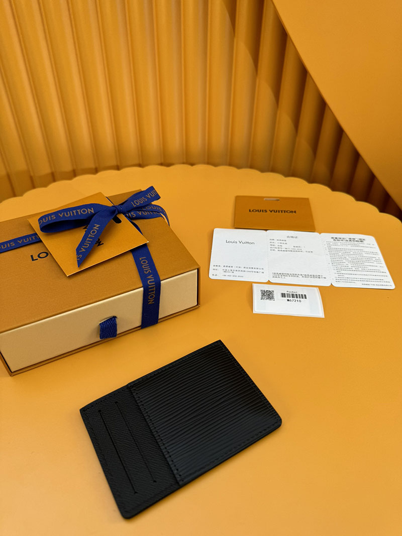 並行輸入品 ルイヴィトン カードケース ポルト カルト・サーンプル M32730 RFID タイガ・レザー ブラック ルイヴィトン エピ 名刺入れ 定価 - 画像 (4)