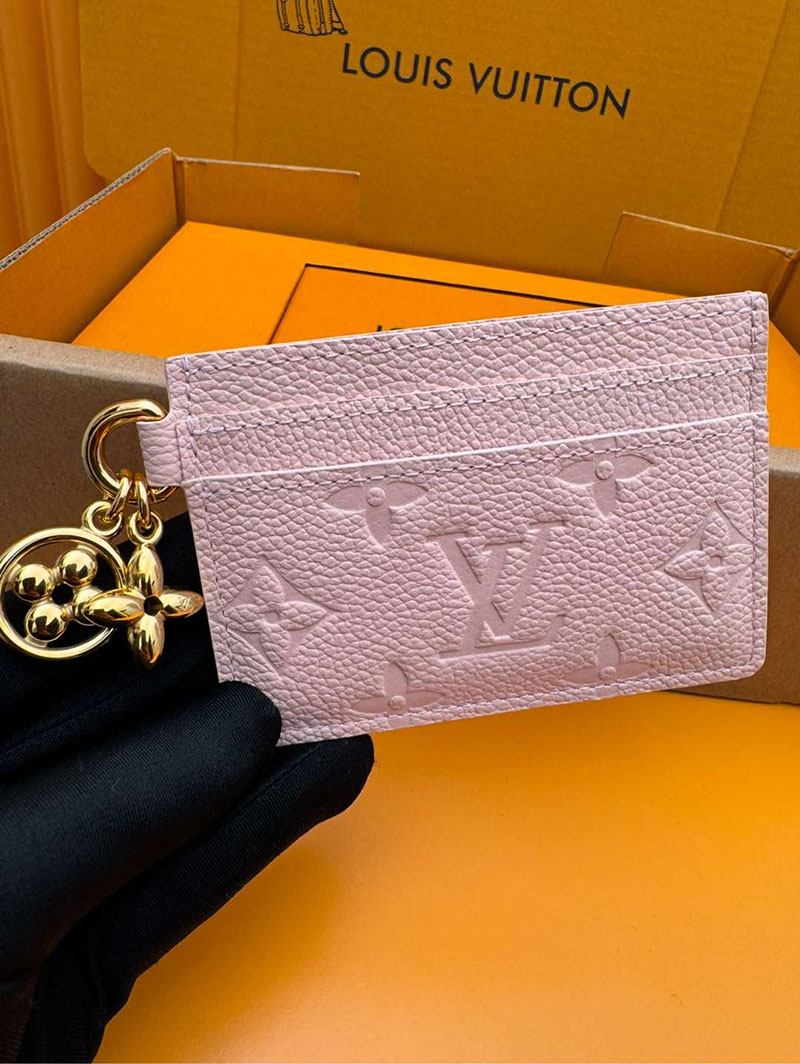 並行輸入品 ルイヴィトン カードケース ポルト カルト・LV チャーム M83562 RFID モノグラム ピンクオパール ヴィトン カードケース 使い方 - 画像 (4)