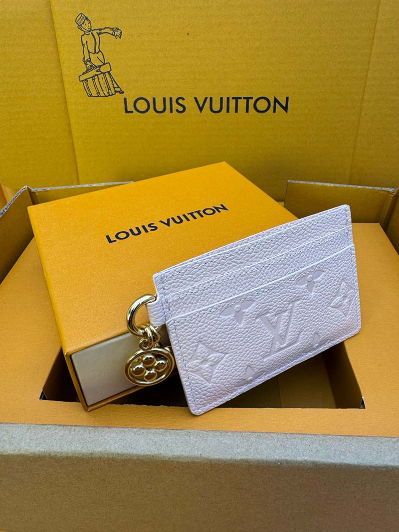 並行輸入品 ルイヴィトン カードケース ポルト カルト・LV チャーム M83562 RFID モノグラム ピンクオパール ヴィトン カードケース 使い方 - 画像 (3)