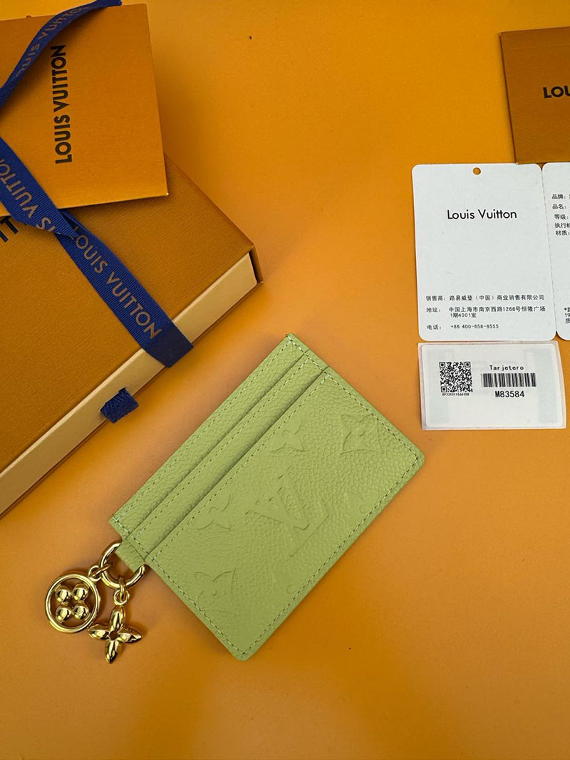 並行輸入品 ルイヴィトン アンプラント ポルト カルト・LV チャーム M83584 RFID モノグラム ジェイド グリーン ヴィトン カードケース 使い方 - 画像 (9)