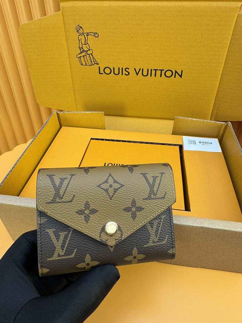 激安サイト ルイヴィトン ポルトフォイユ・ヴィクトリーヌ M81557 RFID モノグラム ブラウン ブランド 財布 偽物 見分け方 - 画像 (9)