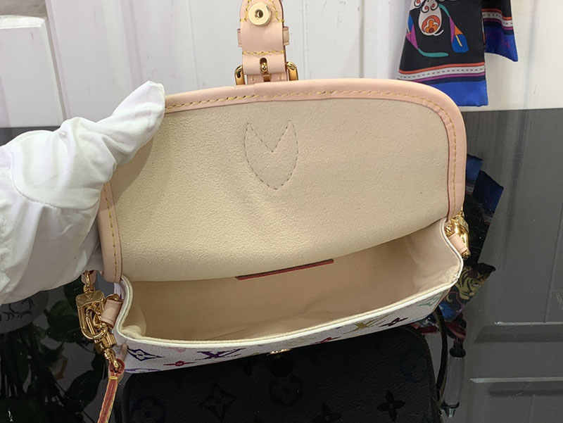 村上隆 ルイヴィトン LV × TM Nano Diane マルチカラー M14194 モノグラム ゴールド金具 ルイヴィトン 村上隆 2025 新作バッグ - 画像 (4)