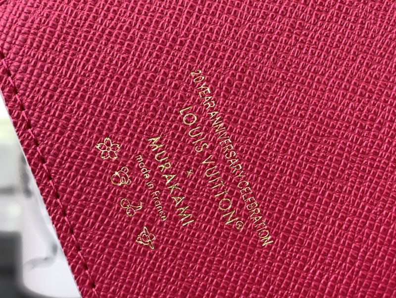 ルイヴィトンブックカバーコピー LV x TM Monogram Multicolore Emily Notebook Cover MM GI1299 ルイヴィトン 村上隆 新作 - 画像 (5)
