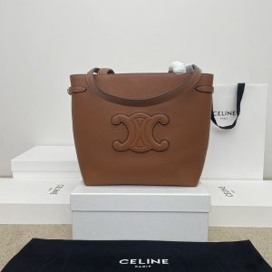 セリーヌ トートバッグ 人気