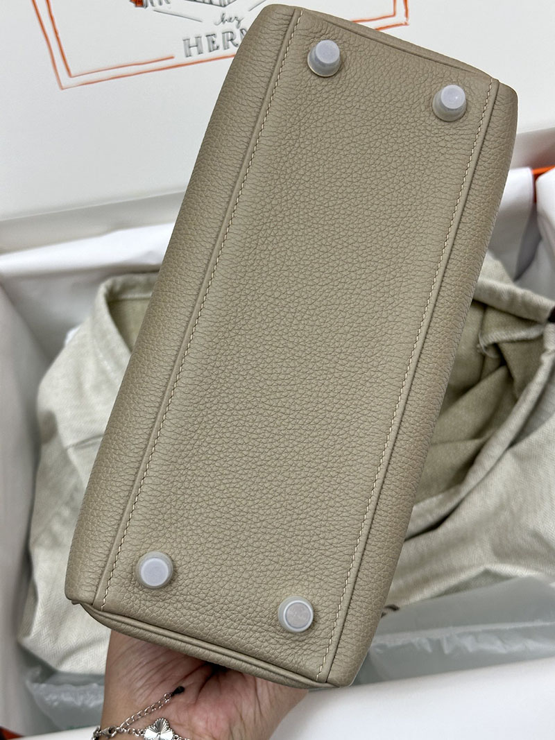 人気色 H品 エルメス ケリー25 内縫い トゥルティールグレー トゴ シルバー金具 2517767 ケリー 外縫い 内縫い 人気 - 画像 (2)