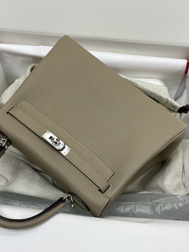 人気色 H品 エルメス ケリー25 内縫い トゥルティールグレー トゴ シルバー金具 2517767 ケリー 外縫い 内縫い 人気 - 画像 (8)