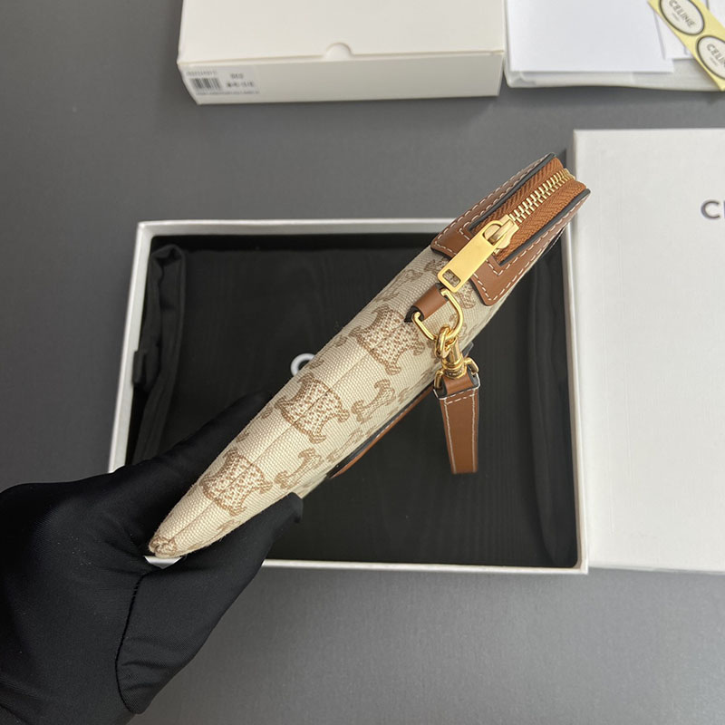 最高級セリーヌスーパーコピー セリーヌバッグコピー ストラップ付きスモールポーチ 10J502FCU.01BC ホワイト セリーヌ 化粧ポーチ 公式 - 画像 (7)