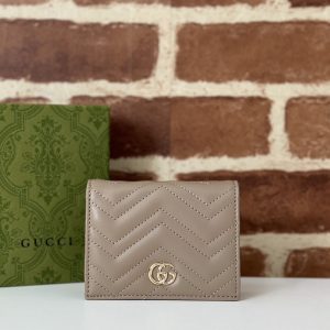 グッチ ダブルgウォレット 使い勝手