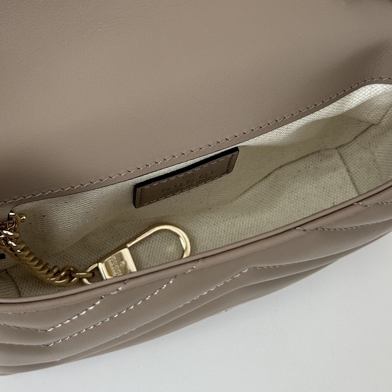 グッチ バッグ 人気 GUCCI GGマーモント スーパーミニバッグ 476433 DTDHD 1523 トープ グッチ ミニバッグ 人気 - 画像 (5)