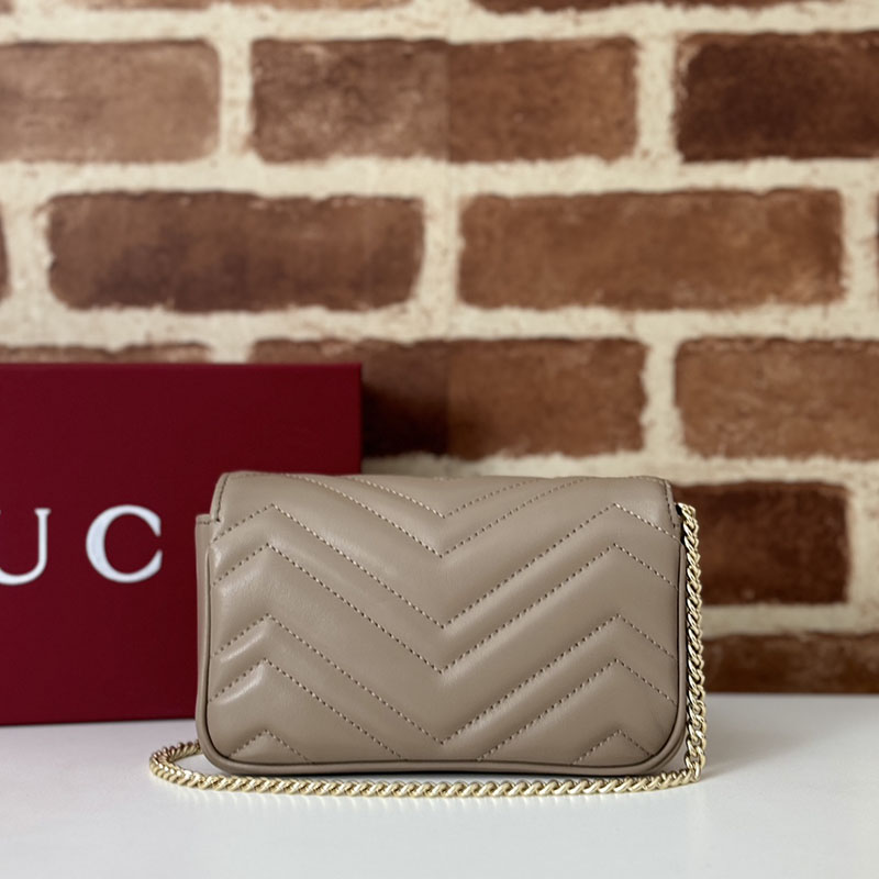 グッチ バッグ 人気 GUCCI GGマーモント スーパーミニバッグ 476433 DTDHD 1523 トープ グッチ ミニバッグ 人気 - 画像 (4)