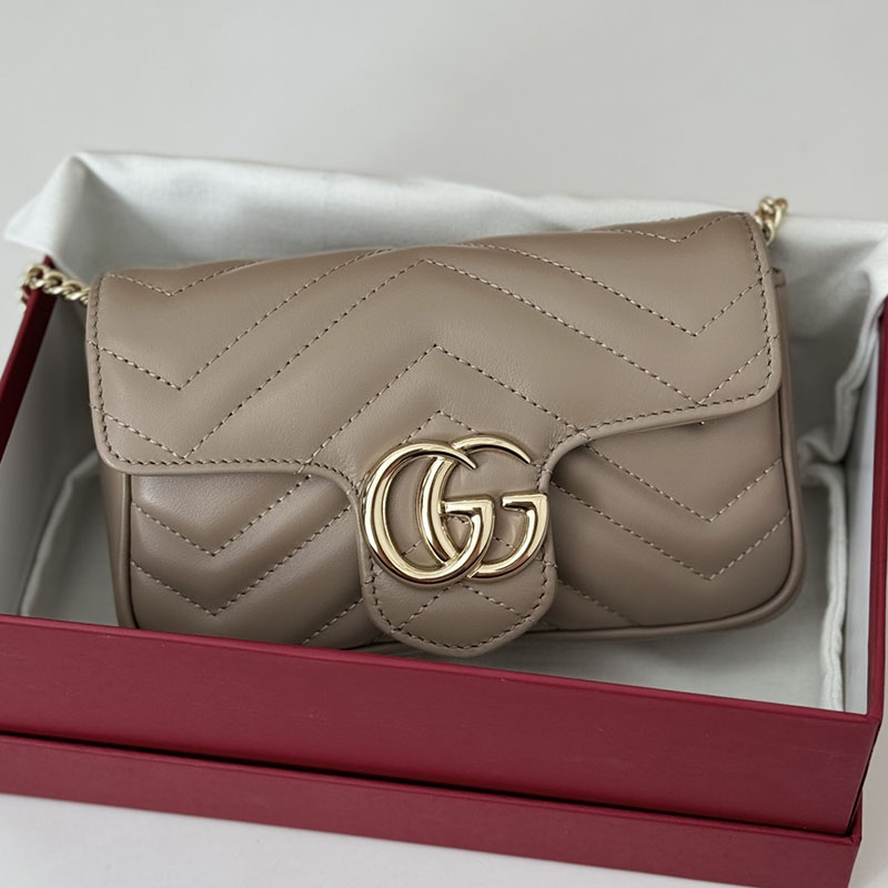 グッチ バッグ 人気 GUCCI GGマーモント スーパーミニバッグ 476433 DTDHD 1523 トープ グッチ ミニバッグ 人気 - 画像 (3)